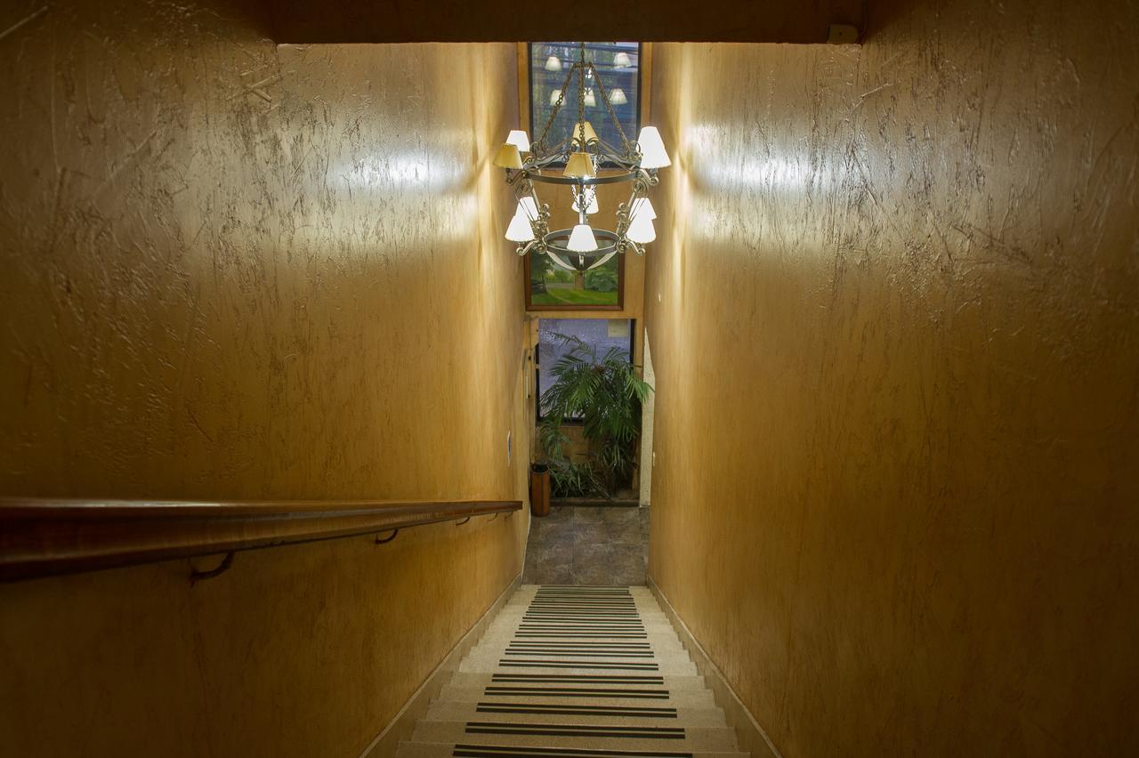 Hotel Dikran Los Ángeles Exterior photo